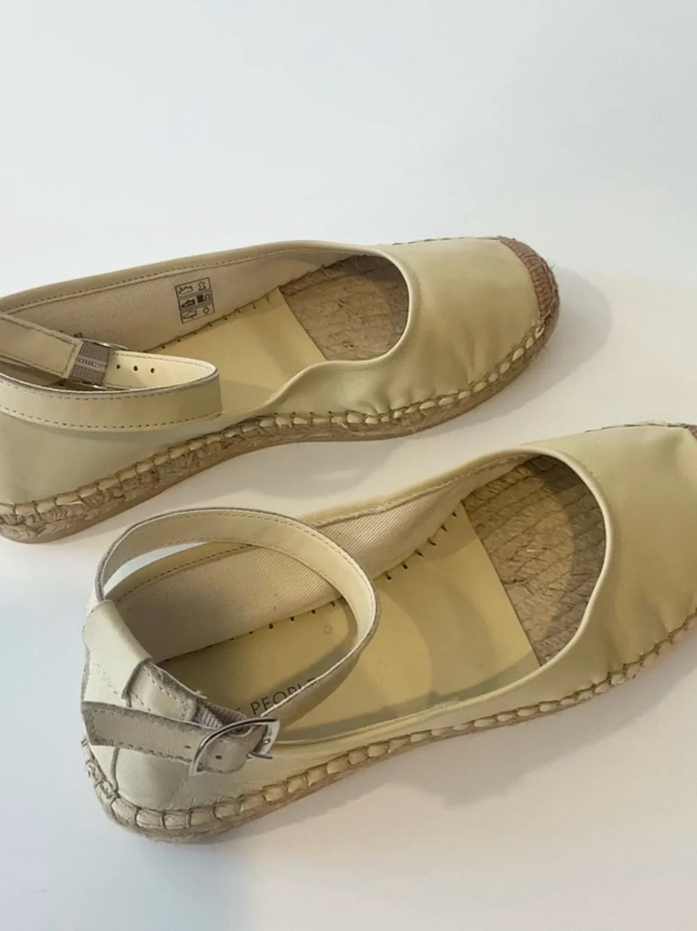 Free People Cream Mason Ballet Espadrille Flats with Ankle Strap - Size: US 7.5